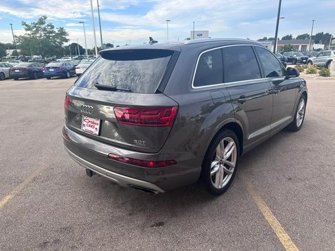 Used 2018 Audi Q7 3.0T Prestige AWD/4WD image 5