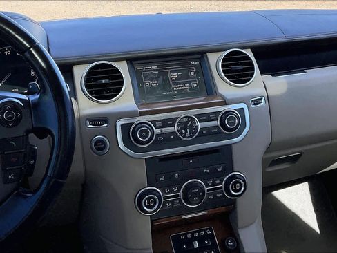 Used 2016 Land Rover LR4 HSE LUX image 7