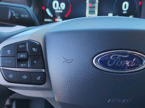 New 2025 Ford Explorer Active w/ Active Comfort Package image 14