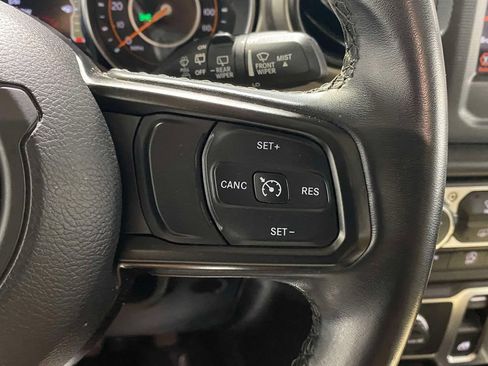 Used 2021 Jeep Wrangler Sport AWD/4WD image 23