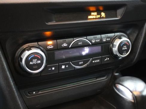 Used 2015 MAZDA MAZDA3 i Touring w/ Technology Package image 18