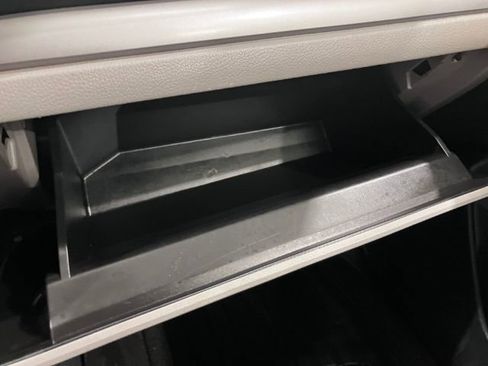 Used 2017 Subaru Forester 2.5i w/ Alloy Wheel Package image 21