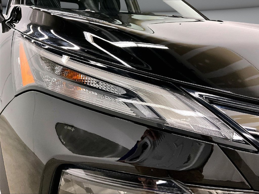 Used 2026 Nissan Rogue SL AWD/4WD image 30