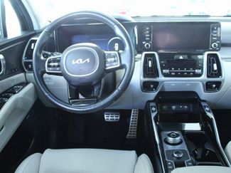 Used 2023 Kia Sorento SX Prestige video 2