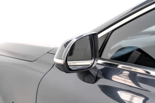 Used 2017 Genesis G90 3.3T Premium RWD image 42