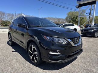 Used 2020 Nissan Rogue Sport SL video 1