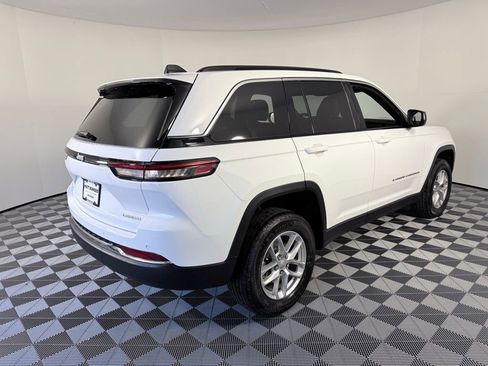 New 2025 Jeep Grand Cherokee Laredo X image 6