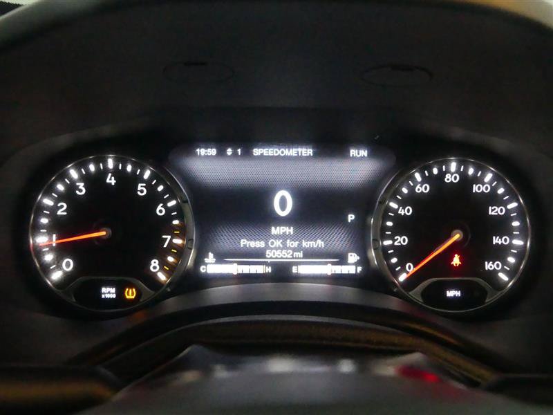 Used 2020 Jeep Renegade Trailhawk w/ Premium Leather Group AWD/4WD image 31