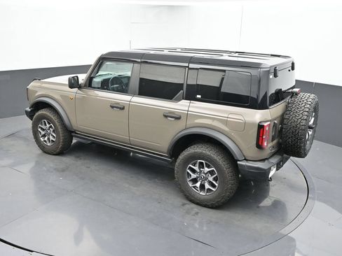 Used 2025 Ford Bronco Badlands AWD/4WD image 40