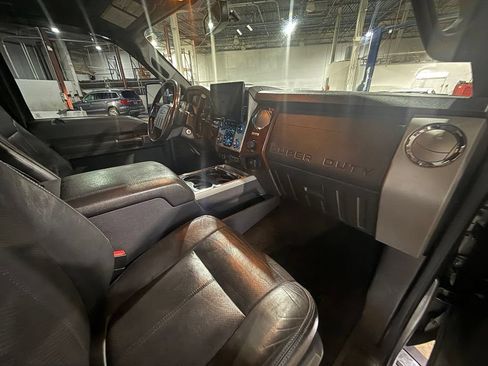 Used 2013 Ford F250 Lariat w/ Lariat Ultimate Pkg AWD/4WD image 23