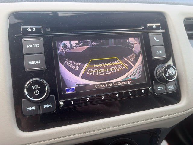 Used 2021 Honda HR-V LX image 8