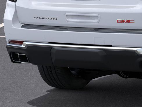 New 2026 GMC Yukon Denali w/ Denali Reserve Package AWD/4WD image 14