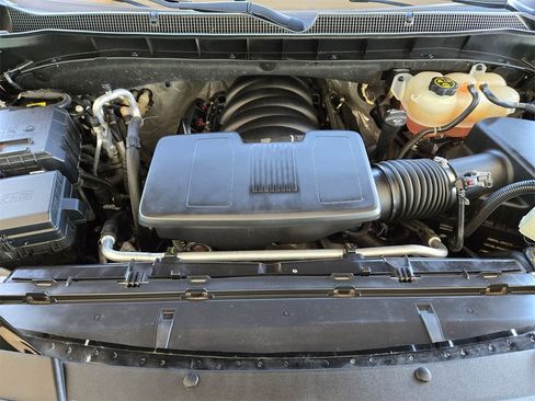 Used 2022 Chevrolet Tahoe LT w/ LT Signature Plus Package image 39