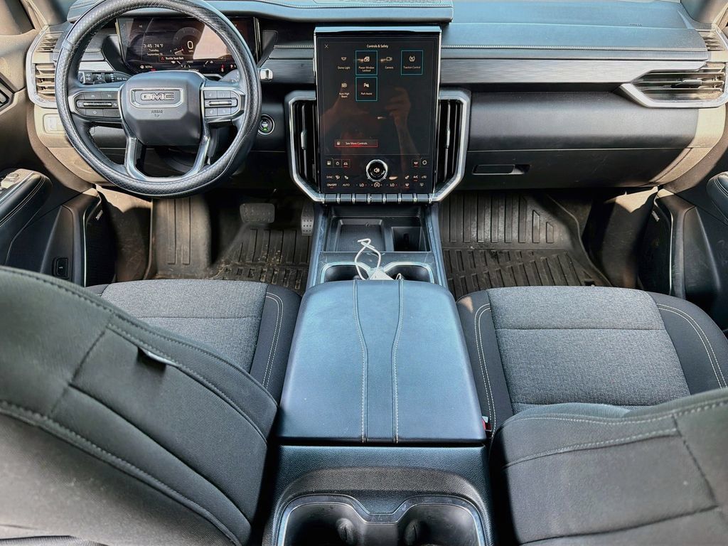 Used 2025 GMC Acadia Elevation FWD image 35