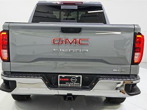 Used 2025 GMC Sierra 1500 SLE w/ Preferred Package AWD/4WD image 7