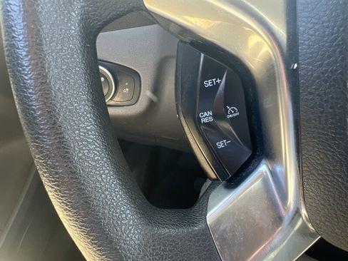 Used 2022 Ford Transit Connect XL FWD image 24