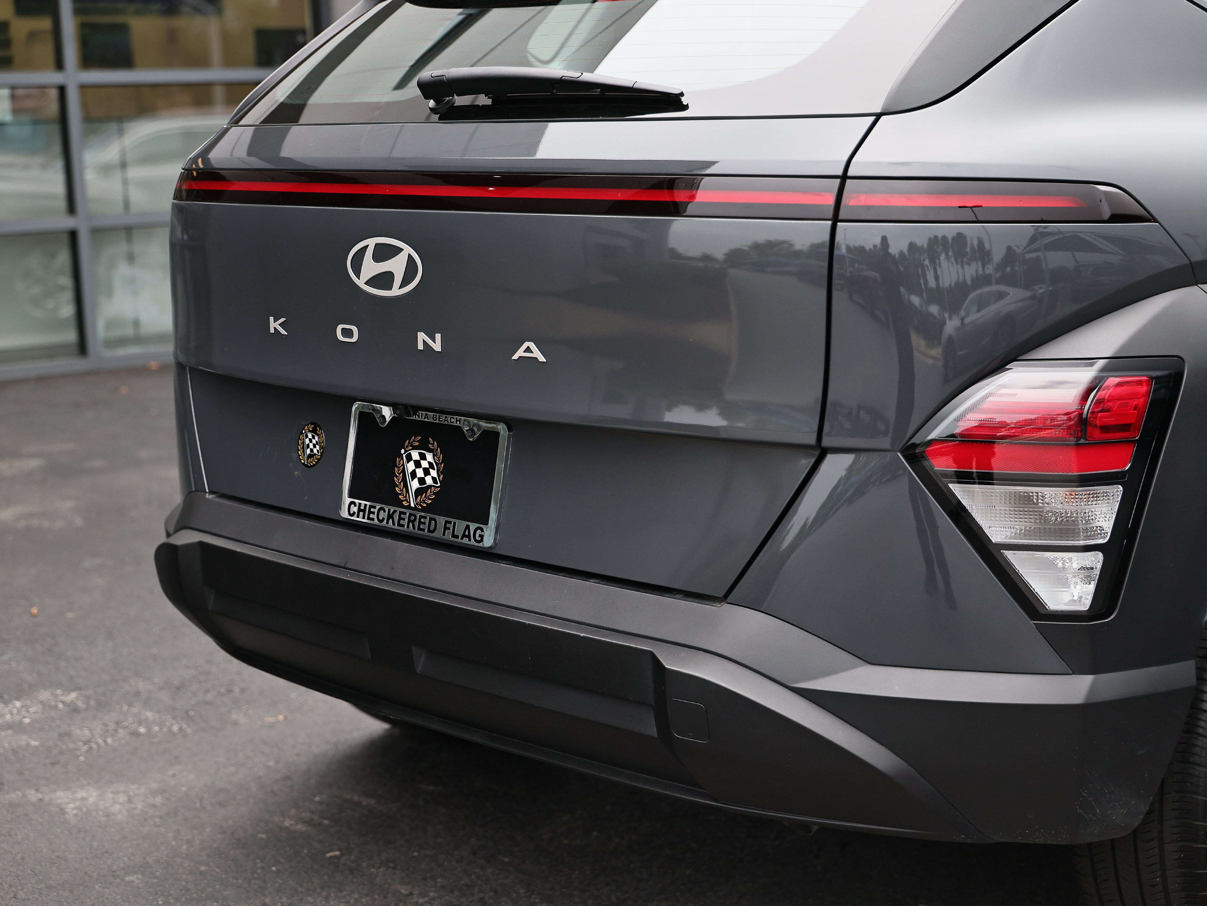 Used 2024 Hyundai Kona SE FWD image 7