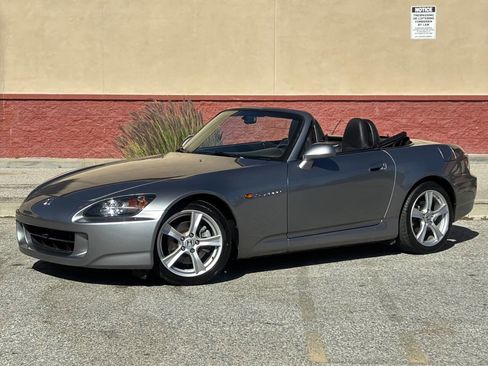 Used 2008 Honda S2000 image 3