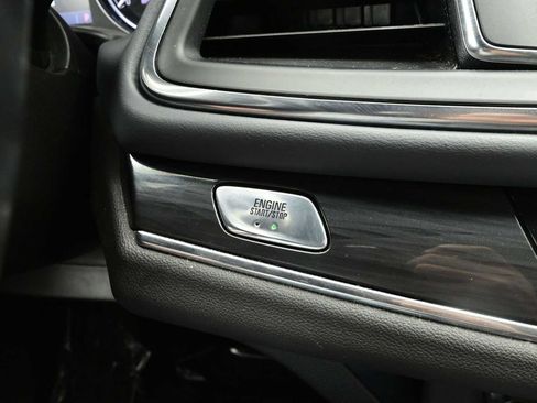 Used 2023 Buick Enclave Essence w/ Sport Touring Edition AWD/4WD image 35
