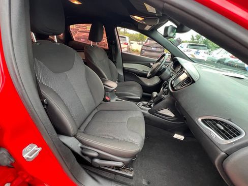 Used 2016 Dodge Dart SXT w/ Rallye Appearance Group FWD image 29