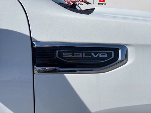 Used 2024 GMC Sierra 1500 SLT image 41