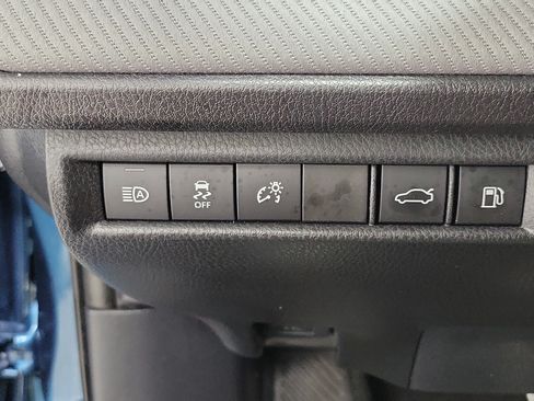 Used 2025 Toyota Camry SE w/ Multimedia Upgrade Package FWD image 21