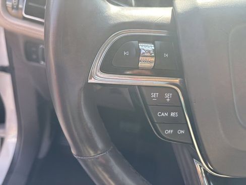 Used 2021 Lincoln Nautilus Reserve w/ Cargo Utility Package image 33