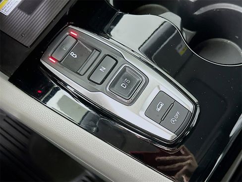 Used 2019 Honda Pilot Elite image 35