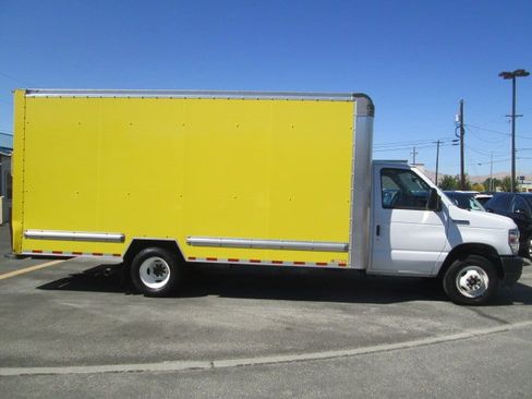 Used 2022 Ford E-350 and Econoline 350 Super Duty w/ Power Windows & Locks Group RWD image 2