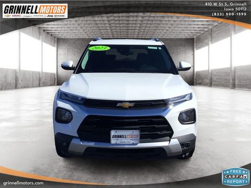 Used 2023 Chevrolet TrailBlazer LT image 2