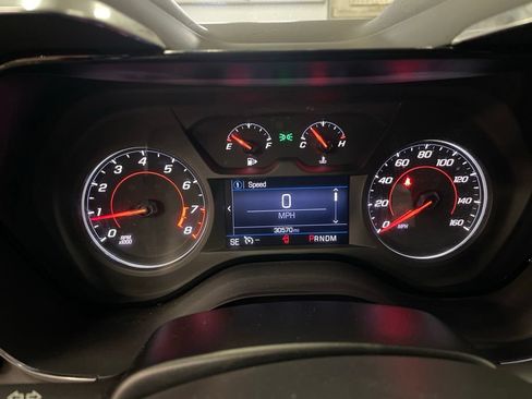 Used 2020 Chevrolet Camaro LT w/ RS Package RWD image 20