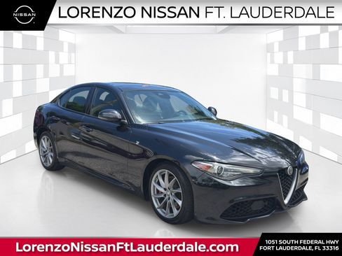 Used 2023 Alfa Romeo Giulia Ti w/ Active Assist Plus Package RWD image 1