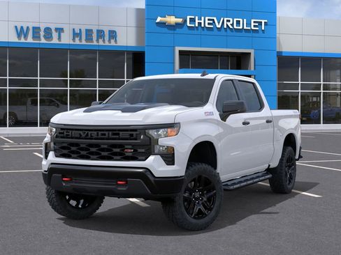 New 2026 Chevrolet Silverado 1500 Custom Trail Boss w/ LPO, Dark Essentials Package AWD/4WD image 6