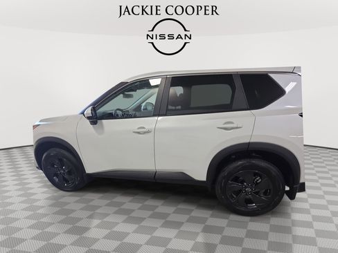 New 2026 Nissan Rogue SV w/ Cold Weather Package image 8