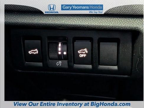 Used 2025 Subaru Outback Premium AWD/4WD image 25