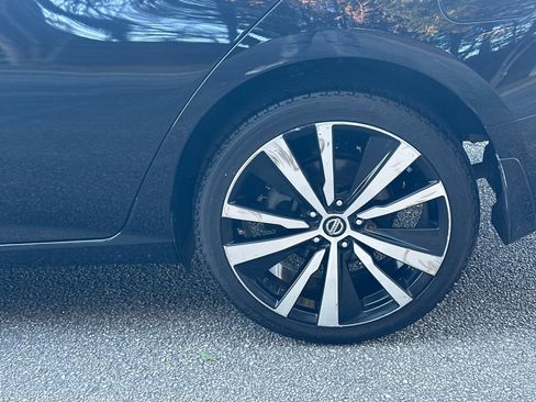 Used 2019 Nissan Altima 2.5 Platinum image 19