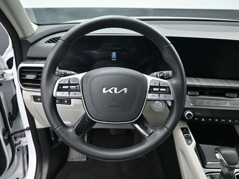 Used 2023 Kia Telluride EX image 15