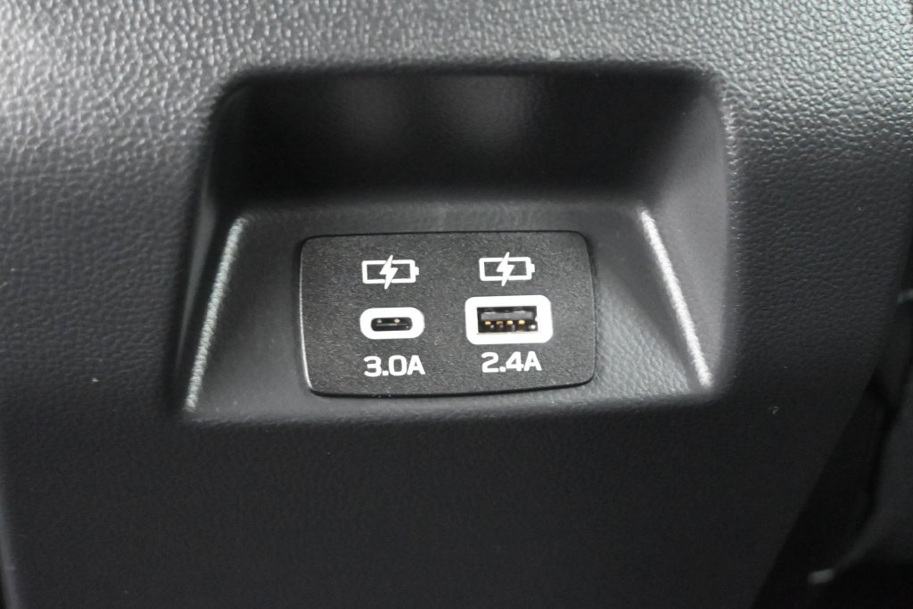 Used 2024 Subaru Crosstrek 2.0i Premium AWD/4WD image 14