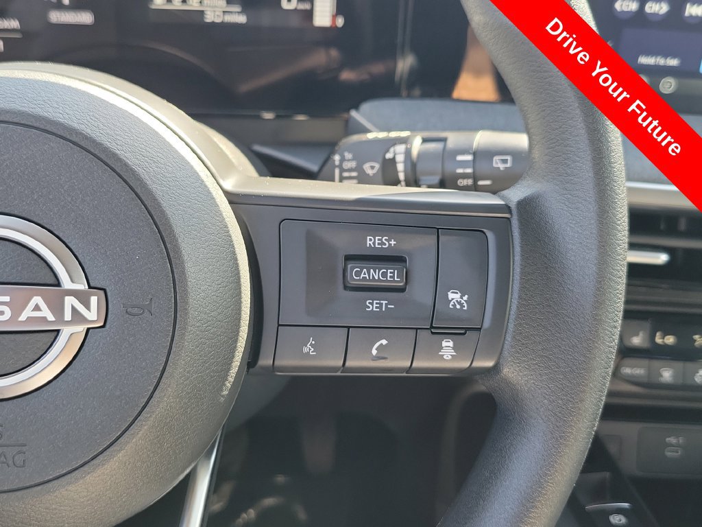 Used 2026 Nissan Kicks SV w/ SV Premium Package FWD image 7