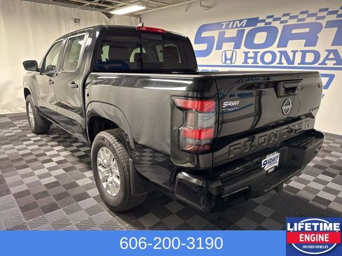 Used 2024 Nissan Frontier SV w/ SV Convenience Package image 12