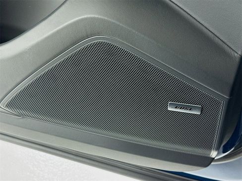 New 2025 Porsche Cayenne S image 12