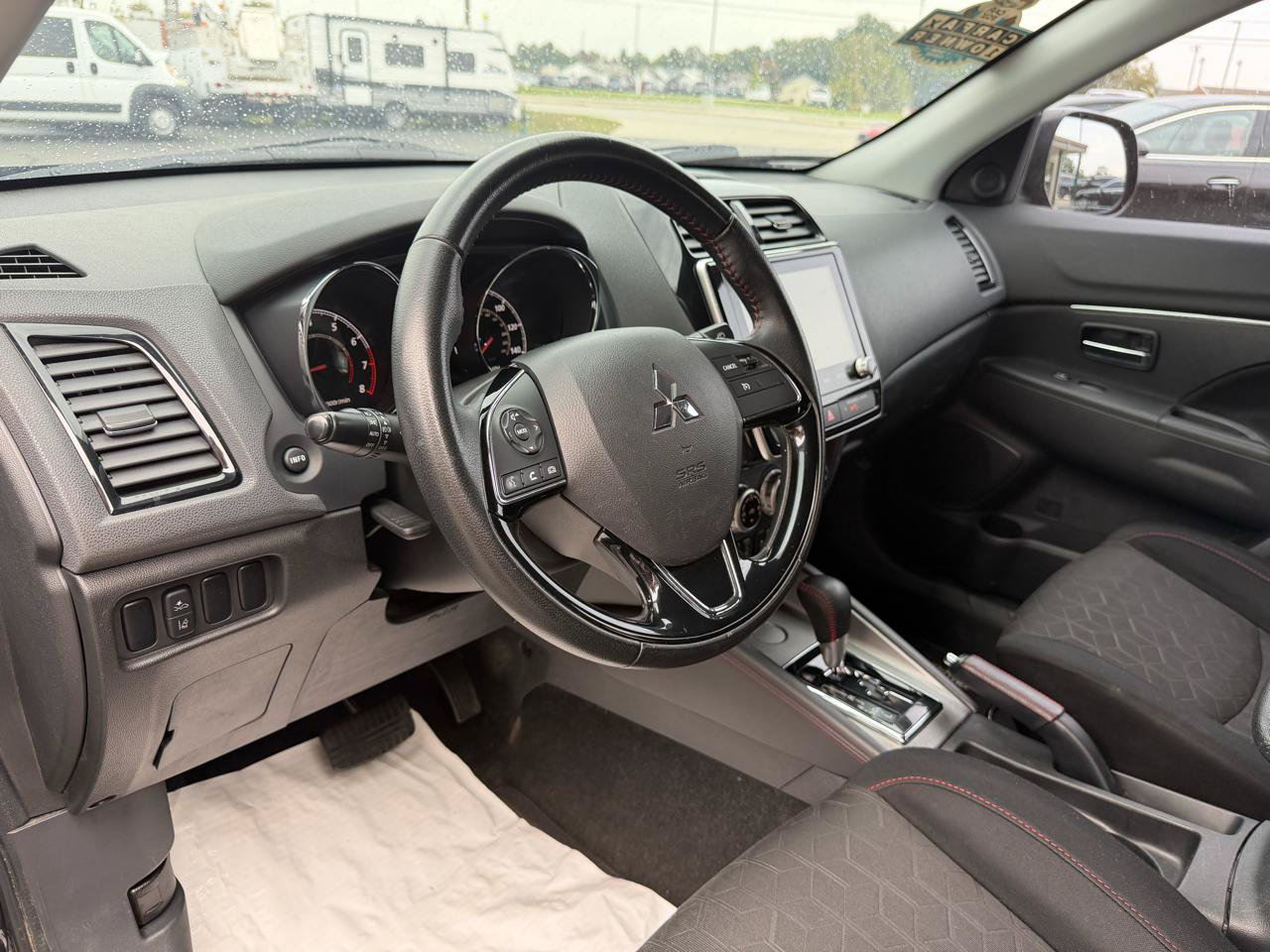 Used 2021 Mitsubishi Outlander Sport LE FWD image 21