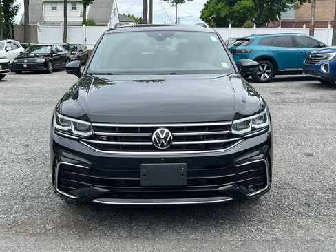 Used 2023 Volkswagen Tiguan SEL R-Line AWD/4WD image 6