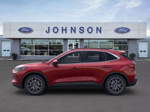 New 2025 Ford Escape SE w/ PHEV Premium Package image 3