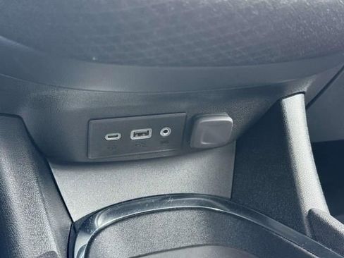 Used 2024 Chevrolet Malibu LT image 28