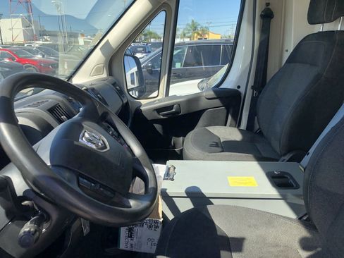 Used 2015 RAM ProMaster 2500 w/ Interior Convenience Group image 11