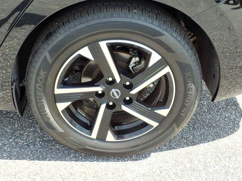 Used 2025 Nissan Sentra SV FWD image 21