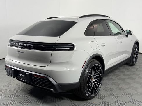 New 2026 Porsche Macan Electric image 7