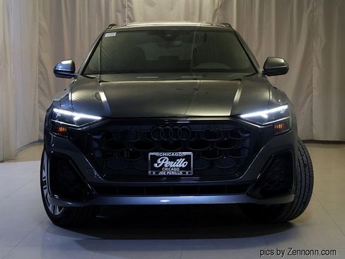 Used 2025 Audi Q8 Premium Plus image 5