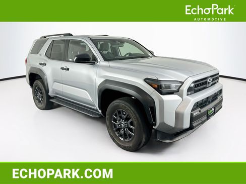 Used 2025 Toyota 4Runner SR5 AWD/4WD image 1